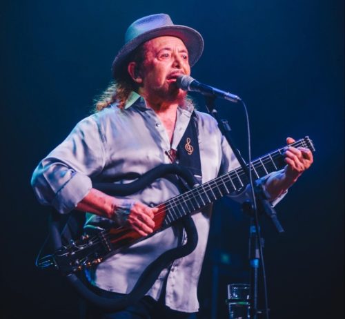 Geraldo Azevedo faz show em Natal — Foto: Divulgação