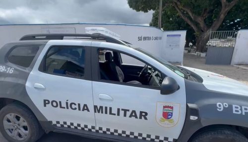 Sepultamento tem troca de tiros em Natal — Foto: Sérgio Henrique Santos/Inter TV