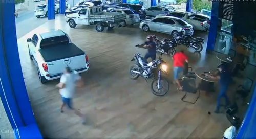 Crime aconteceu em loja de carros em São Miguel, no Alto Oeste potiguar — Foto: Reprodução