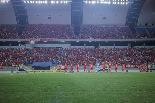 Trem do Amapá jogou contra o América-RN na Arena das Dunas, na noite de segunda (13) — Foto: Gabriel Leite/América FC