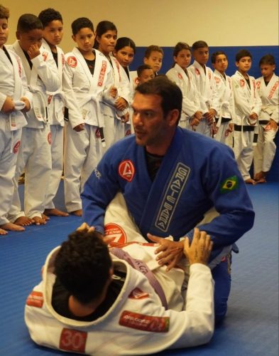 Samir Xaud, presidente da CBF, ministra seminário de jiu-jitsu em projeto social no interior do RN — Foto: Divulgação/Gracie Barra Carnaubinha